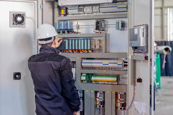 Functie van een hoogspanningsring netwerkkastje