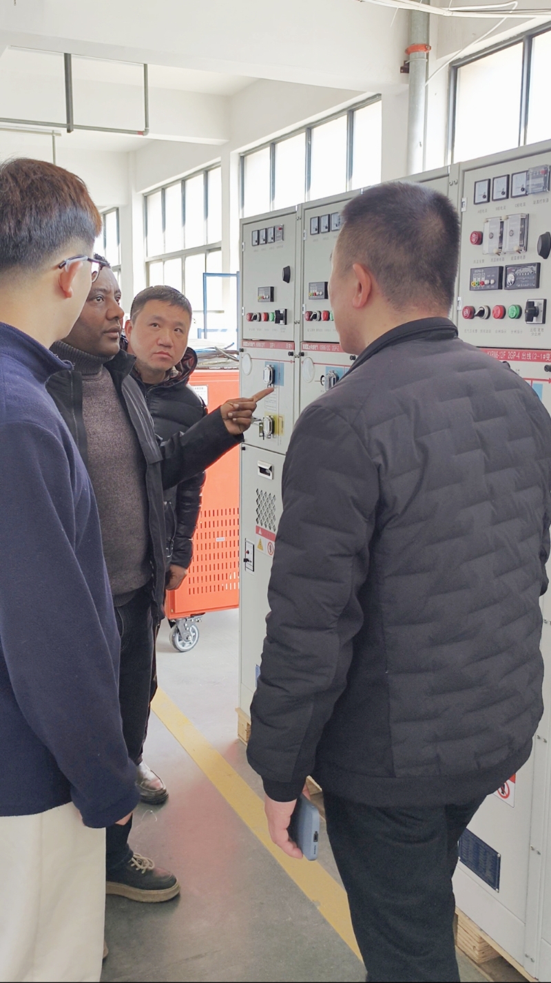 EEU-experts bezochten Kexun voor een programma voor 20 substations